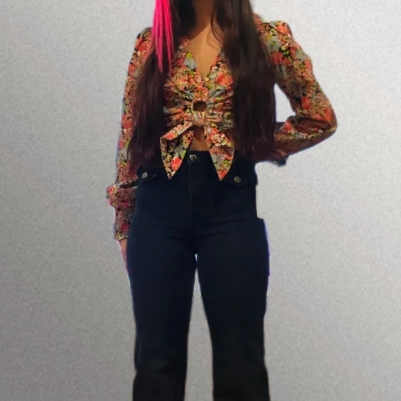 Floral Cut Out Deep V Tie Front 70's Style Long Sleeved Top w/ Rouching NWOT - Picture 2 of 6